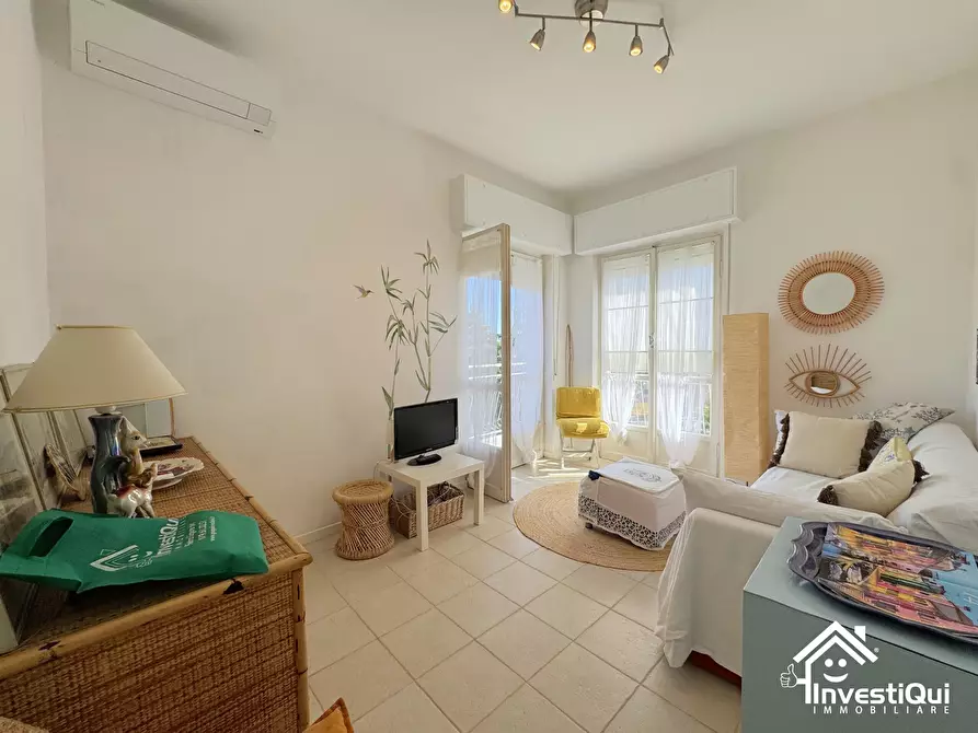 Immagine 6 di Trilocale in vendita  in Via Enrico Toti 1 a Loano