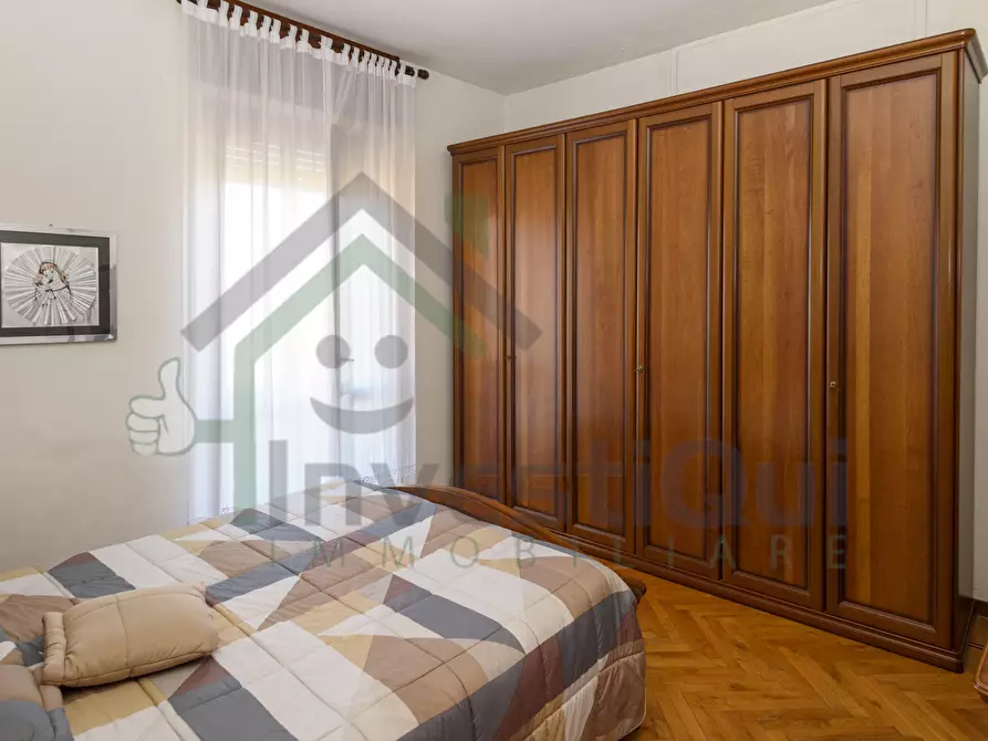 Immagine 9 di Trilocale in vendita  a Ciriè