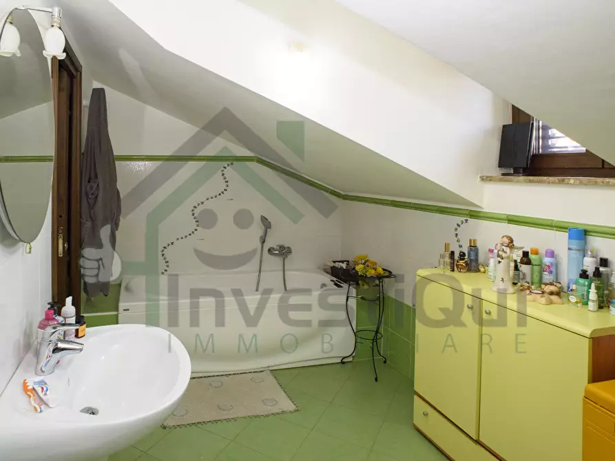 Immagine 45 di Villa in vendita  in Viale Paradiso a Rivarossa