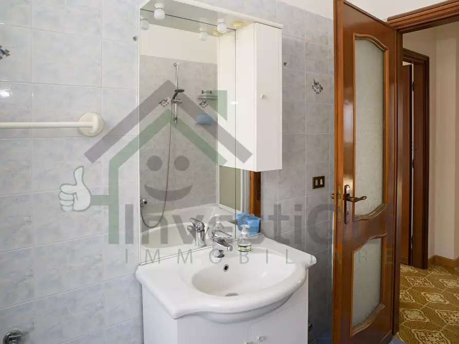 Immagine 25 di Trilocale in vendita  in Via Vittorio Prever 8 a Ciriè