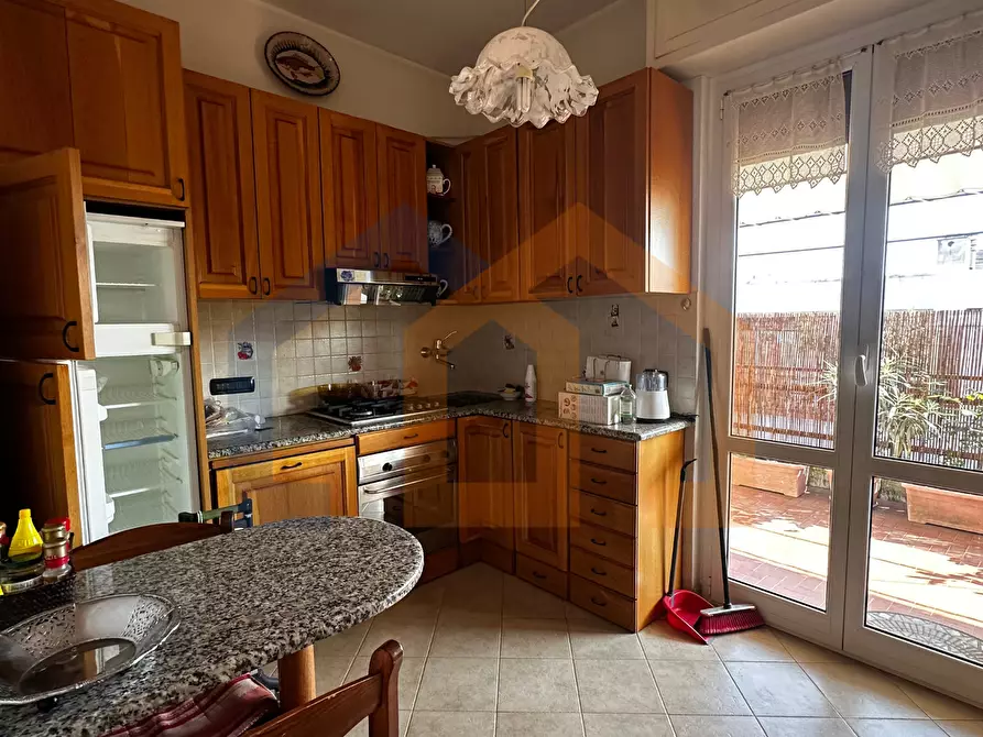 Immagine 8 di Appartamento in vendita  in piazzale piemonte 9 a Albissola Marina