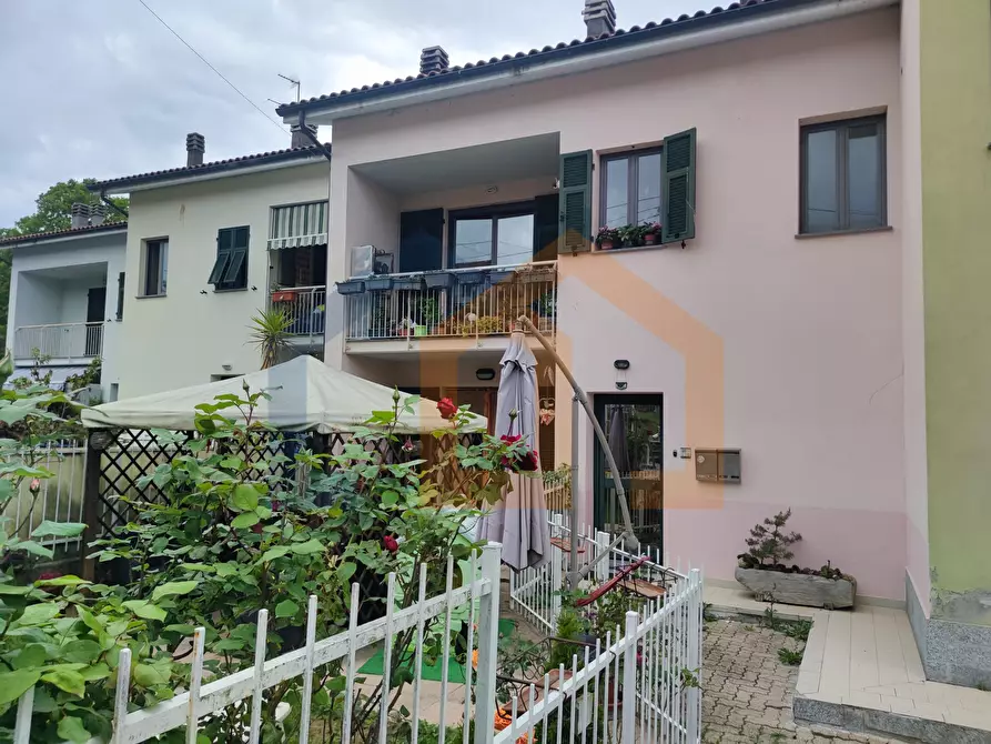 Immagine 1 di Villetta a schiera in vendita  in Via Ritano Capone 14 a Carcare