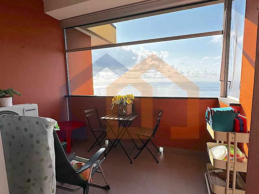 Immagine 15 di Quadrilocale in vendita  in Via de Negri 8 a Bergeggi