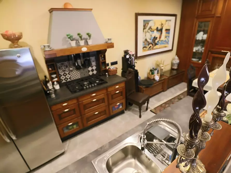 Immagine 11 di Villa in vendita  in Via di Marco Simone 80 a Guidonia Montecelio