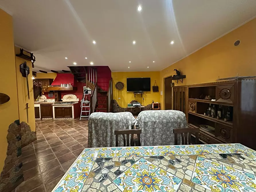 Immagine 11 di Quadrilocale in vendita  in Via Terni 89 a Civita Castellana