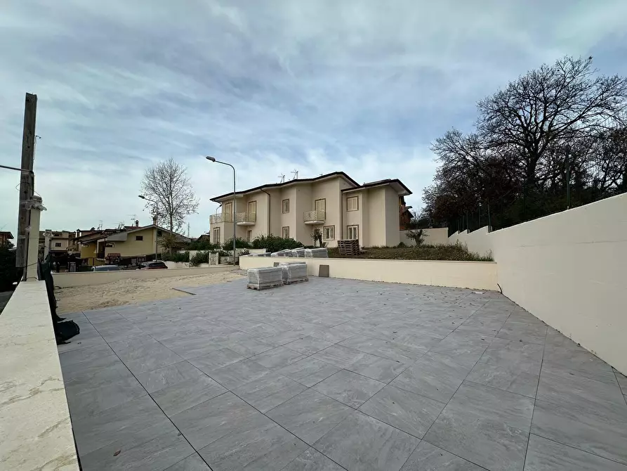 Immagine 49 di Casa bifamiliare in vendita  in Via Giacomo Leopardi a Fonte Nuova