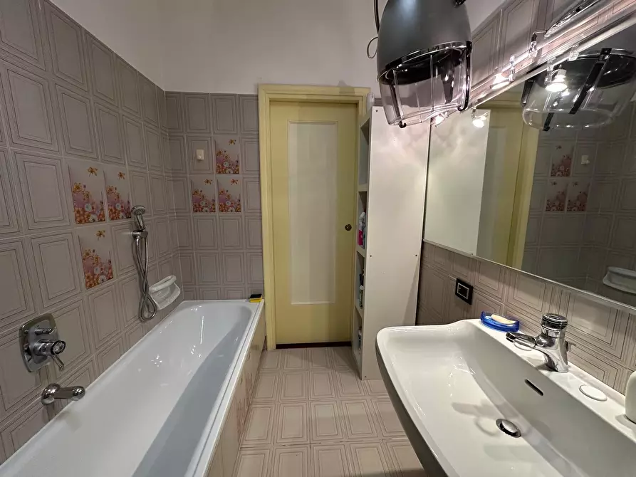 Immagine 18 di Quadrilocale in vendita  in Via Sant' Angelo Romano 1 a Fonte Nuova