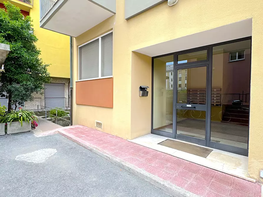 Immagine 23 di Trilocale in vendita  a Lavagna