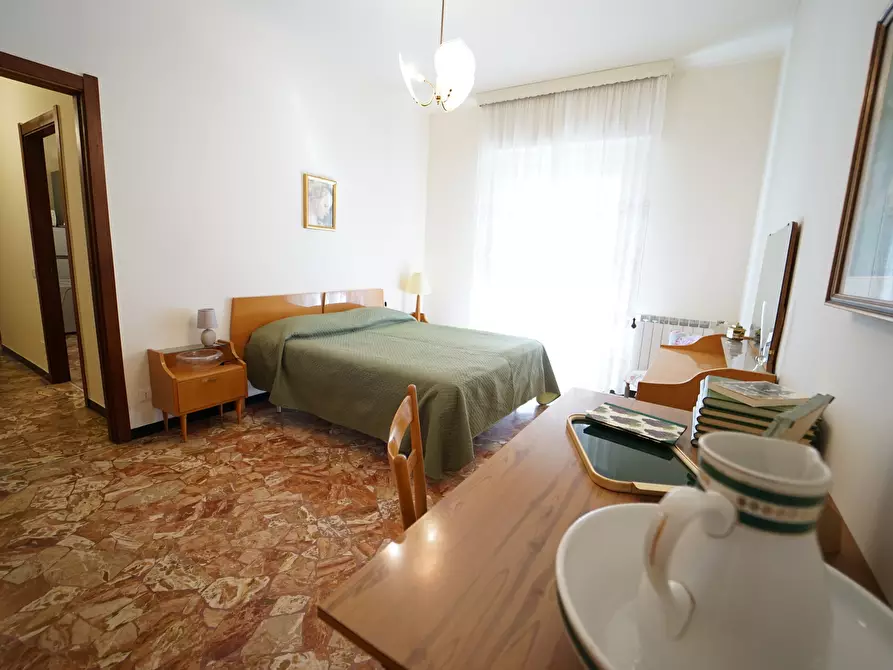 Immagine 12 di Bilocale in affitto  a Chiavari