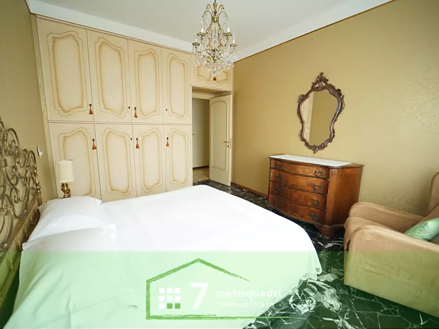 Immagine 14 di Pentalocale in affitto  a Chiavari