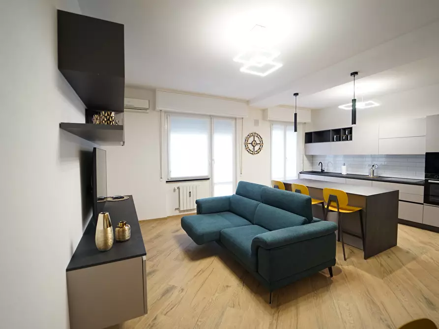 Immagine 4 di Trilocale in affitto  a Chiavari