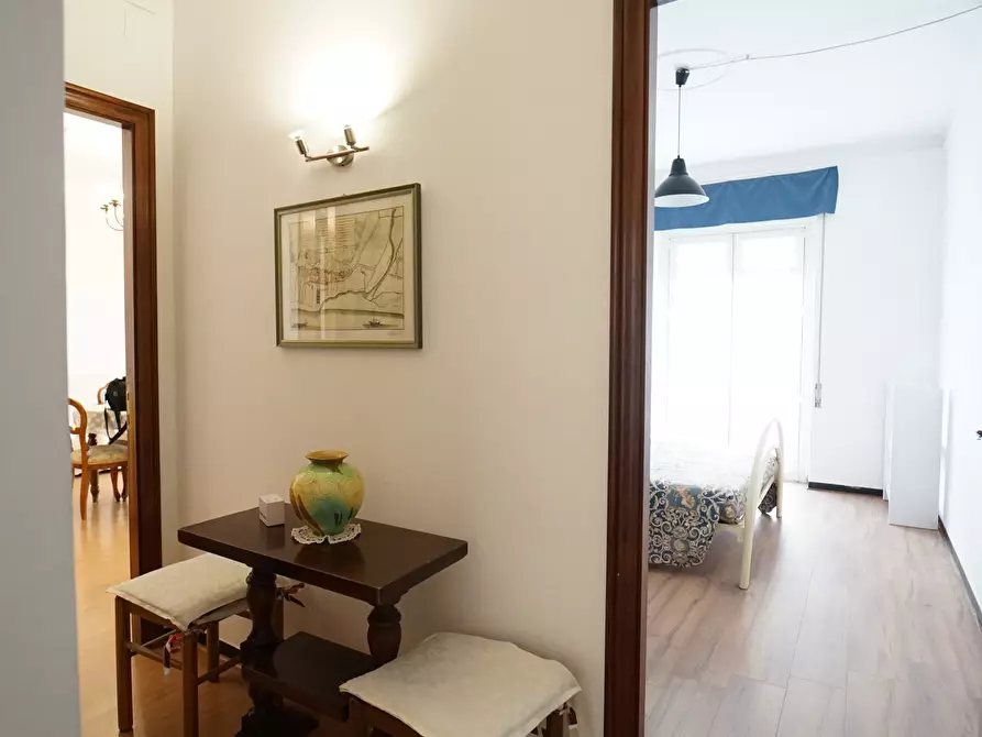 Immagine 17 di Trilocale in affitto  a Chiavari