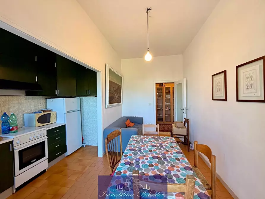 Immagine 1 di Trilocale in vendita  in Via Cimarosa a Scandicci