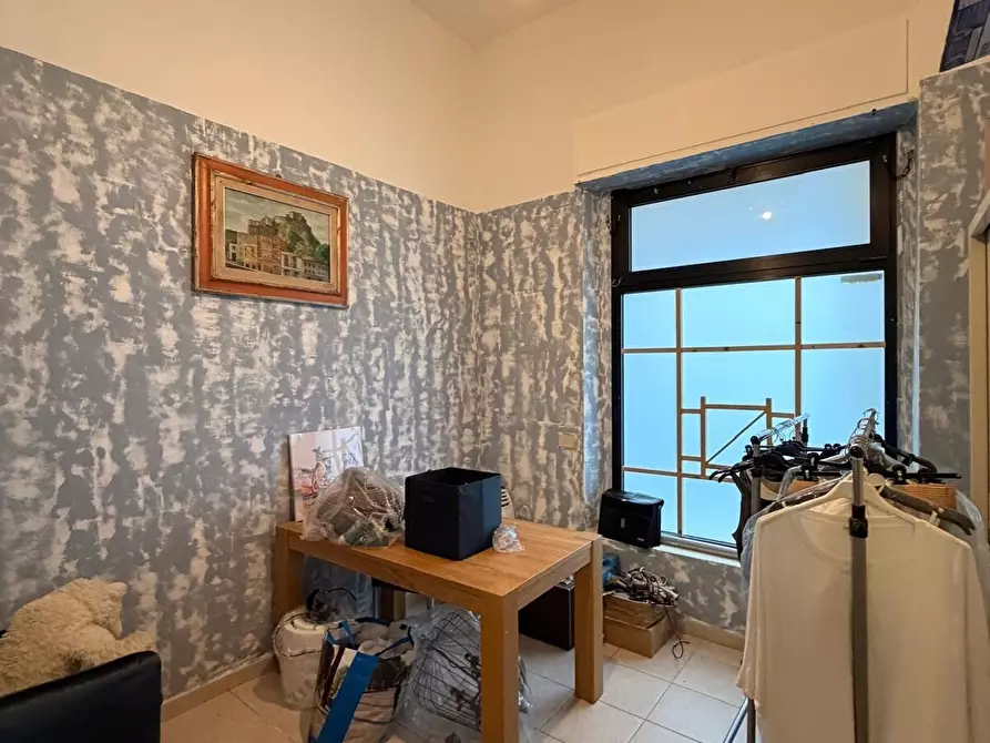 Immagine 8 di Locale commerciale in vendita  in Via Giuseppe Grandi a Firenze