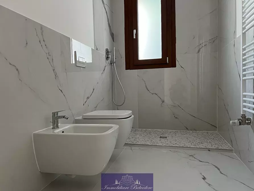 Immagine 4 di Trilocale in vendita  in Via Caponsacchi a Firenze