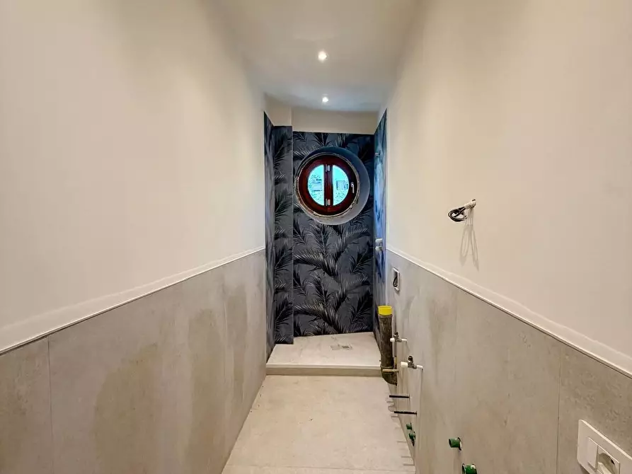 Immagine 7 di Trilocale in vendita  in Via Caponsacchi a Firenze