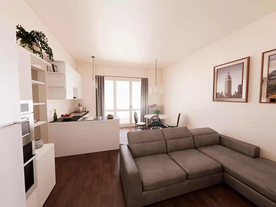 Immagine 3 di Quadrilocale in vendita  in Via Ugo Foscolo a Camaiore