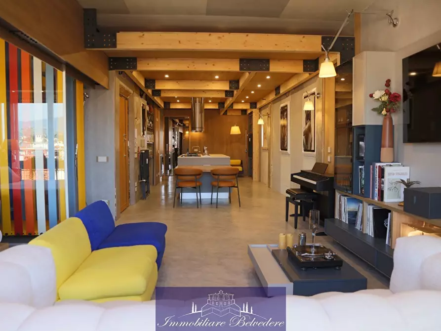 Immagine 1 di Loft/Open space in vendita  in Piazza della Vittoria a Firenze