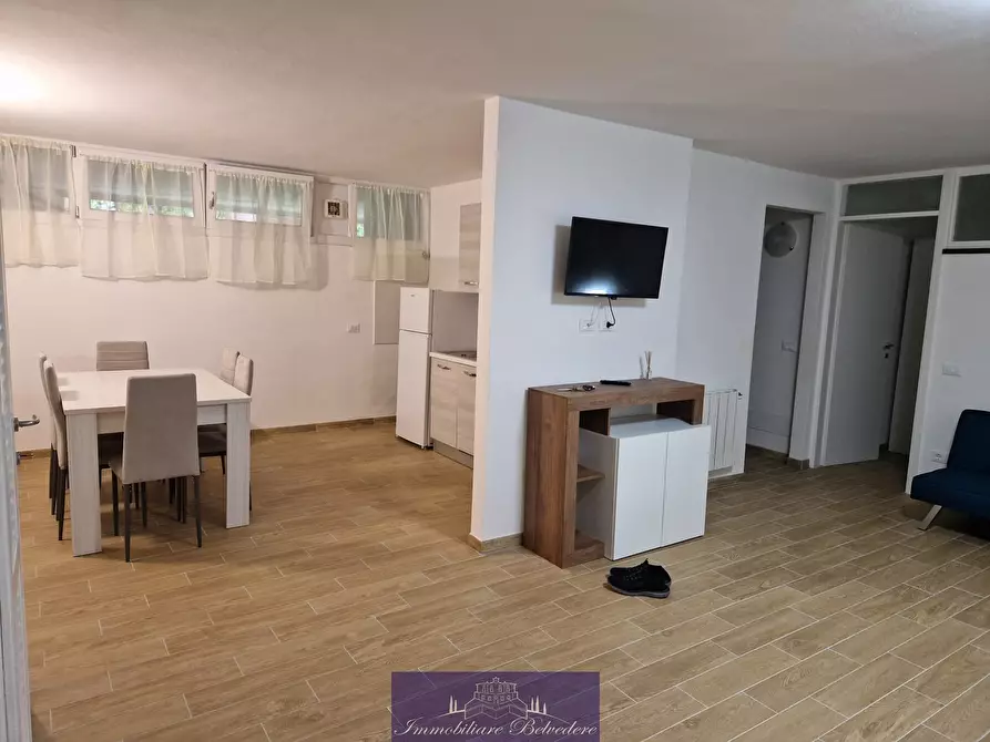 Immagine 3 di Quadrilocale in vendita  in Via Trieste a Camaiore