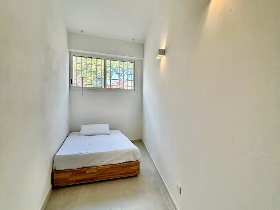 Immagine 16 di Bilocale in affitto  in Via della Villa Demidoff a Firenze
