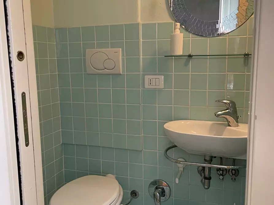 Immagine 21 di Appartamento in vendita  in Via Domenico Veneziano a Firenze