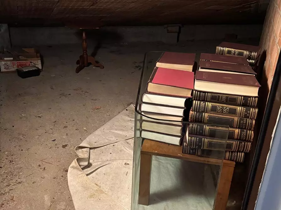 Immagine 3 di Magazzino in vendita  in Via Baldasseroni a Firenze