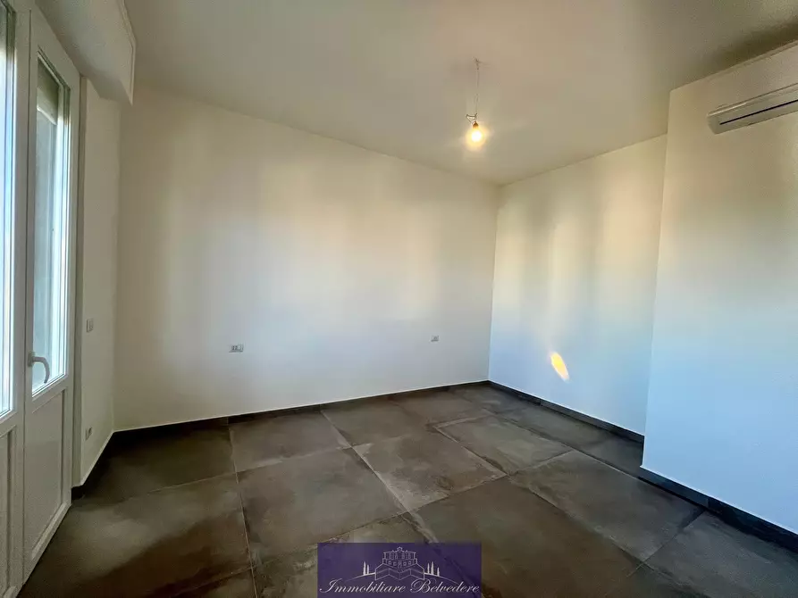 Immagine 14 di Trilocale in vendita  in Via Roma a Scandicci