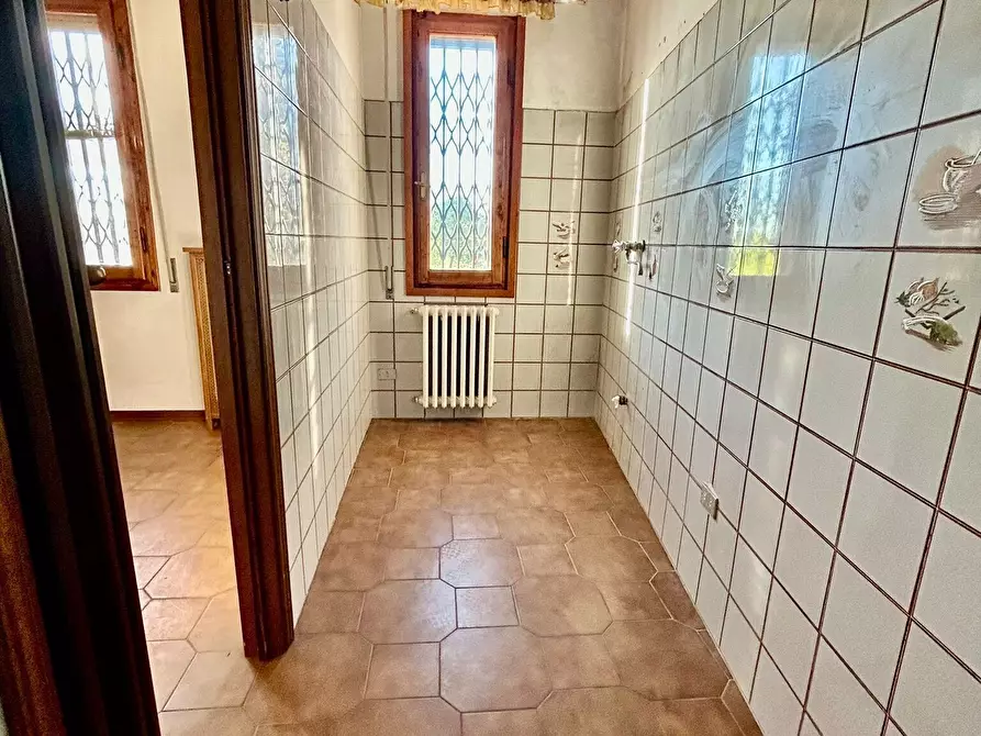 Immagine 16 di Trilocale in vendita  in Via San Francesco d' Assisi a Lastra A Signa