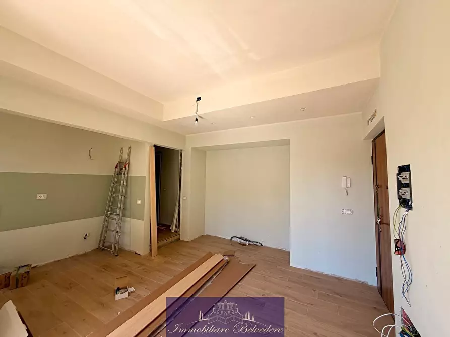 Immagine 11 di Trilocale in vendita  in Via Tino di Camaino a Firenze