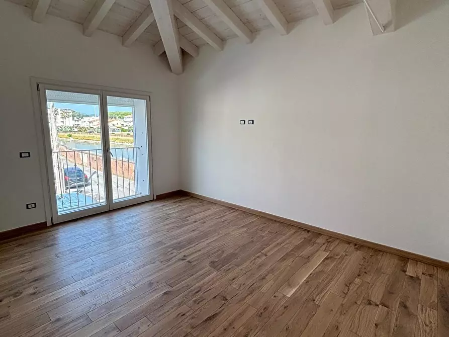 Immagine 2 di Appartamento in vendita  in Via Fossa Abate a Camaiore