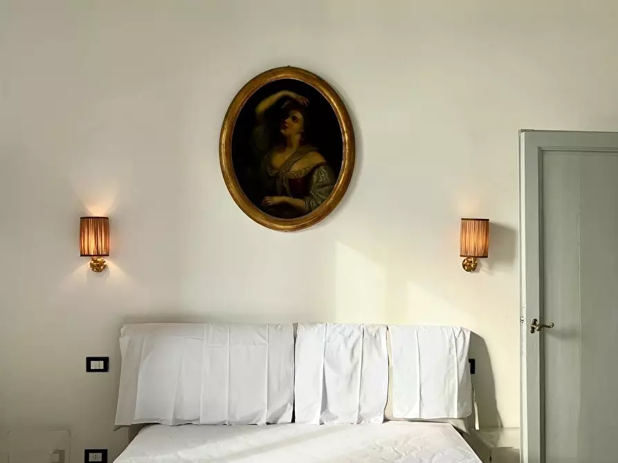 Immagine 5 di Quadrilocale in affitto  in Lungarno Vespucci a Firenze