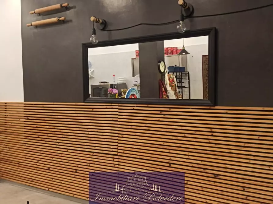 Immagine 4 di Locale commerciale in vendita  in Via di Ripoli a Firenze