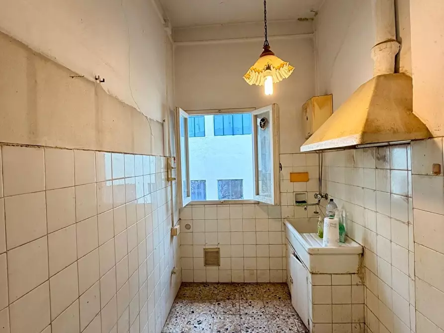 Immagine 22 di Quadrilocale in vendita  in Via degli Orti Oricellari a Firenze