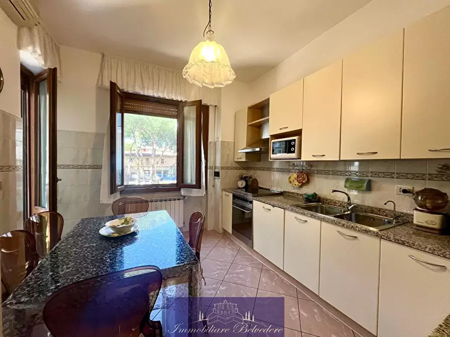 Immagine 22 di Stanza singola in affitto  in Via Montello a Firenze