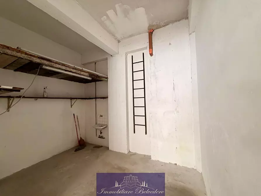 Immagine 4 di Garage in affitto  in Via Vincenzo Bellini a Firenze