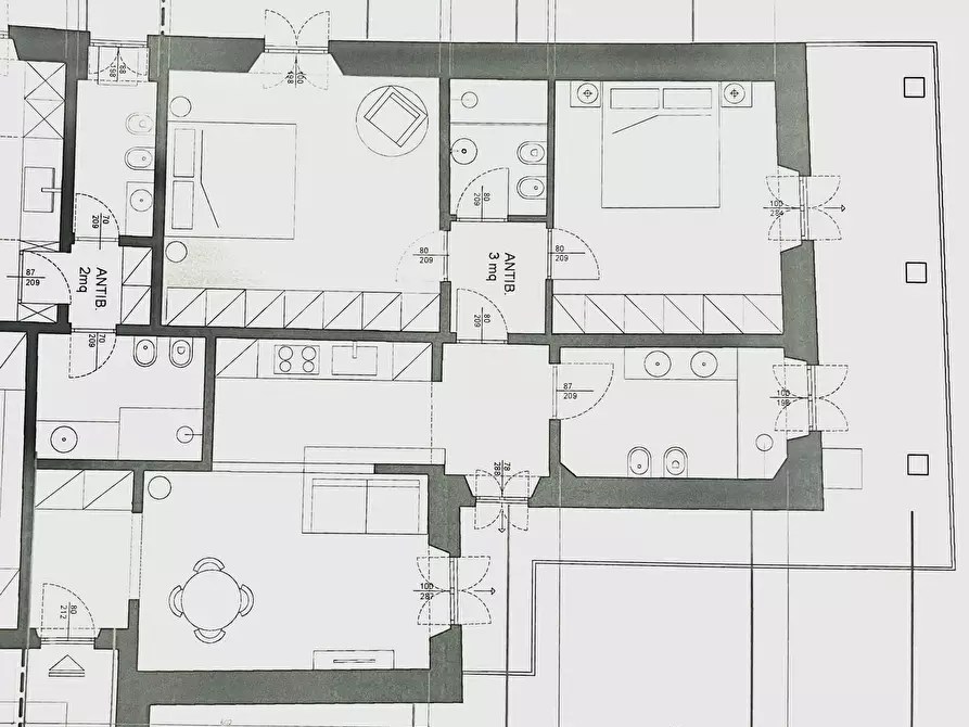 Immagine 15 di Quadrilocale in vendita  in Via XX Settembre a Firenze