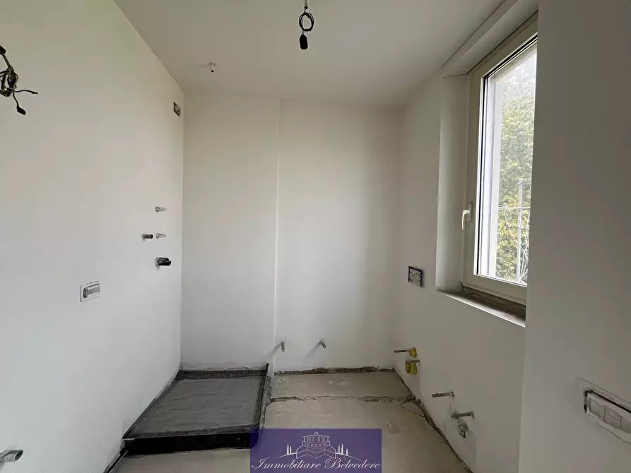 Immagine 20 di Quadrilocale in vendita  in Via Nazario Sauro a Camaiore