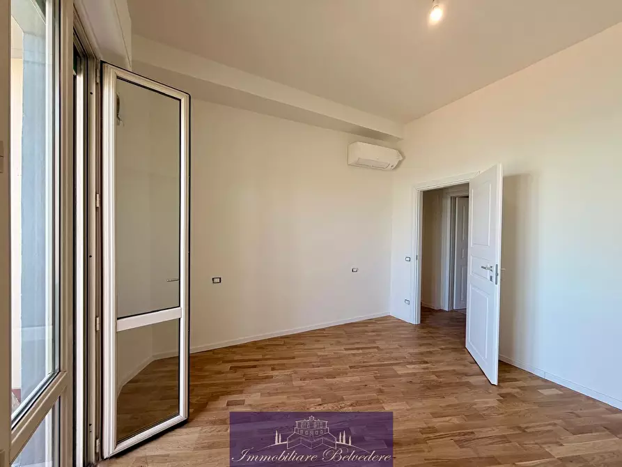 Immagine 12 di Trilocale in vendita  in Via Antonio Santucci a Firenze