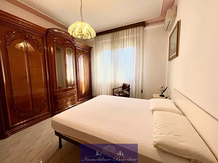 Immagine 20 di Quadrilocale in affitto  in Via Montello a Firenze