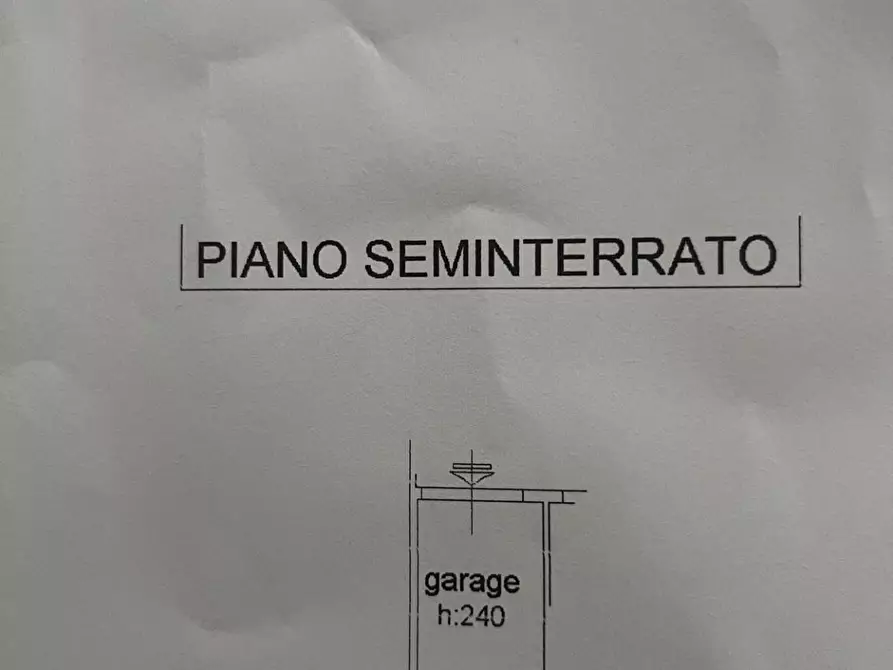 Immagine 16 di Bilocale in vendita  in Via Tifariti a Lastra A Signa