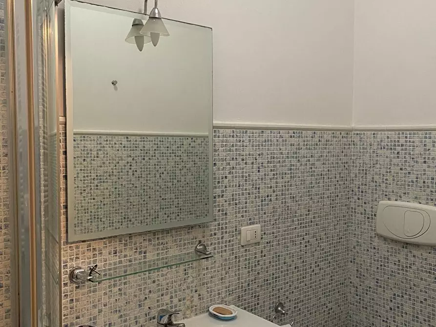 Immagine 10 di Bilocale in affitto  in Via Empoli a Firenze