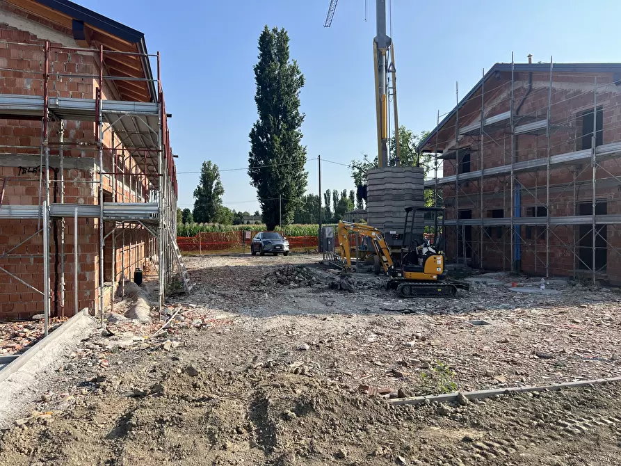 Immagine 43 di Casa bifamiliare in vendita  in Via del Papa 1580 a Crevalcore