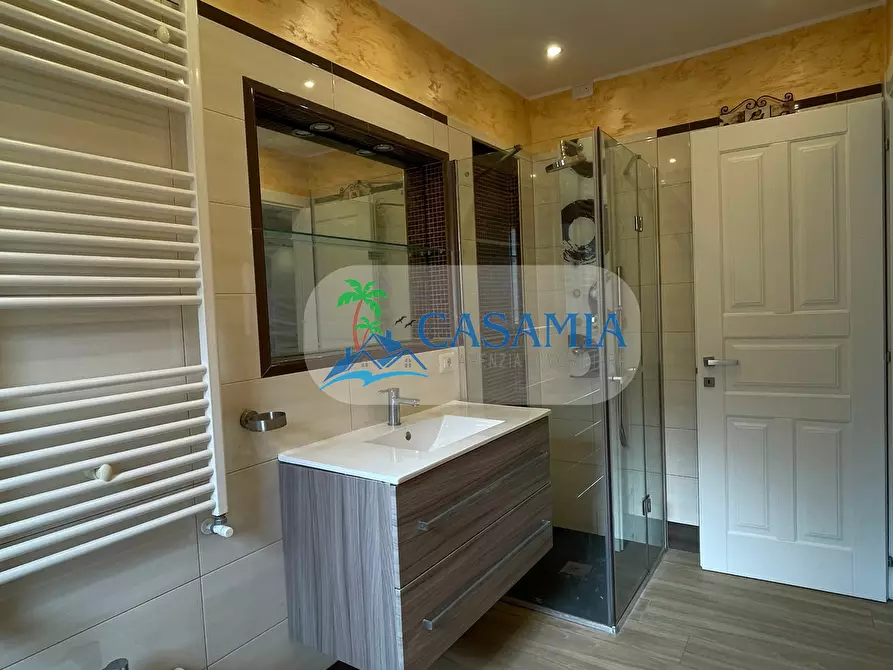 Immagine 28 di Trilocale in vendita  in via Voltattorni a San Benedetto Del Tronto