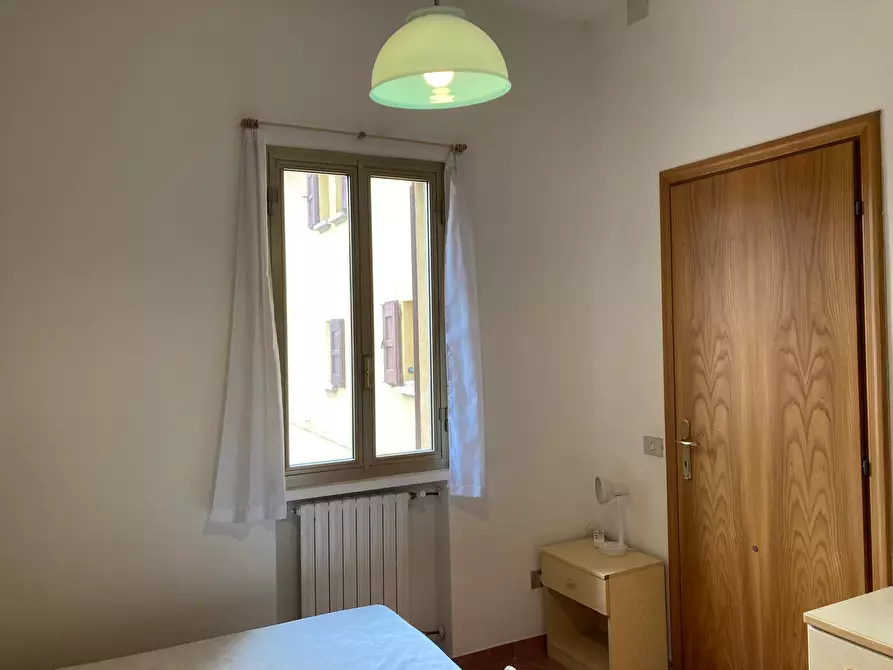 Immagine 26 di Trilocale in affitto  a Bologna