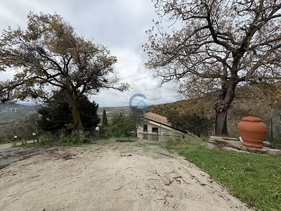 Immagine 2 di Villa in vendita  in Via Codella a Settingiano