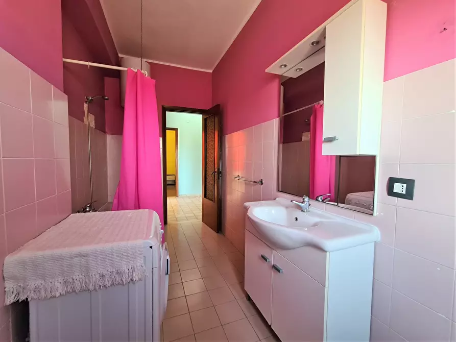 Immagine 9 di Stanza singola in affitto  a Catanzaro