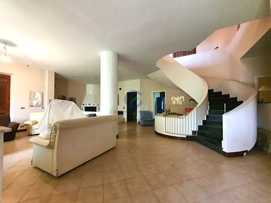 Immagine 9 di Casa indipendente in vendita  in Corso Telesio 80 a Settingiano