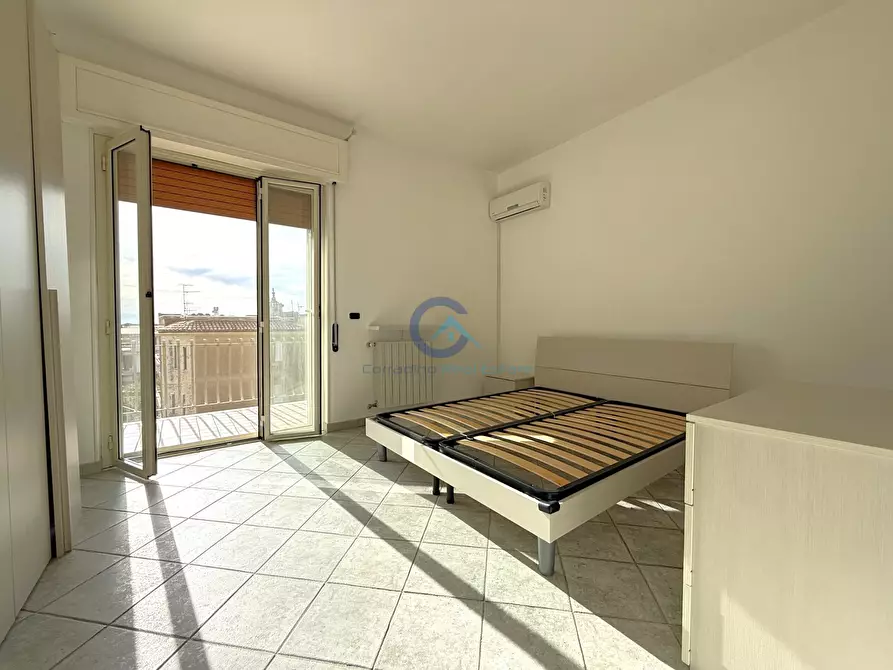 Immagine 1 di Trilocale in affitto  a Catanzaro