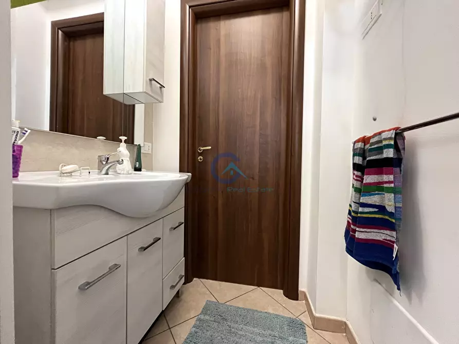 Immagine 10 di Quadrilocale in vendita  in Via Marina di Pietragrande 12 a Montauro