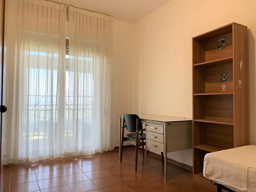 Immagine 15 di Stanza singola in affitto  a Catanzaro